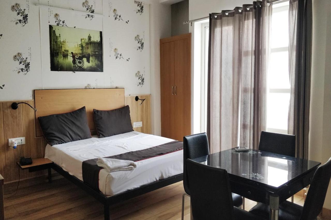 Отель Super Townhouse Kachnar House Vikas Nagar Hasanganj Экстерьер фото