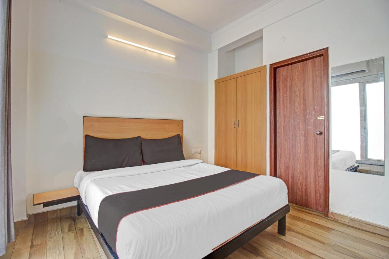 Отель Super Townhouse Kachnar House Vikas Nagar Hasanganj Экстерьер фото