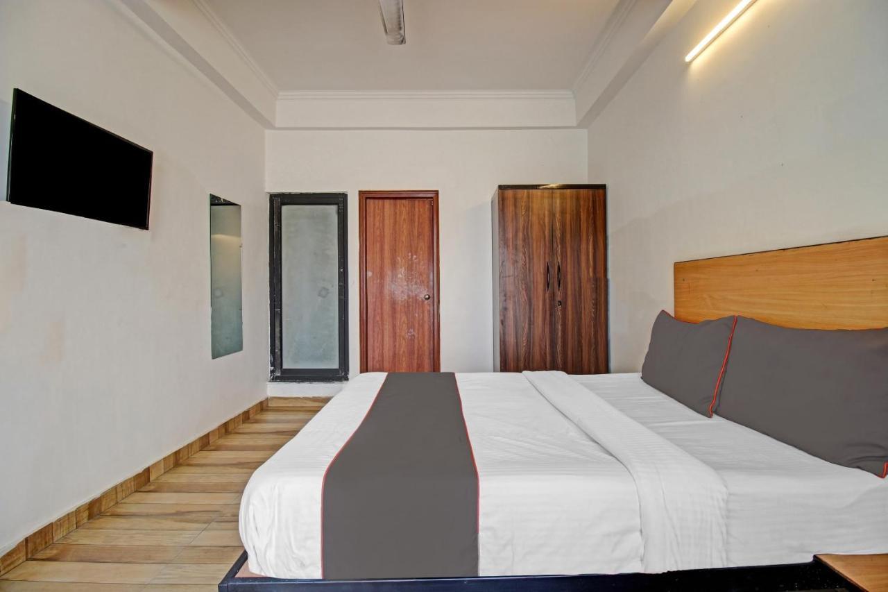 Отель Super Townhouse Kachnar House Vikas Nagar Hasanganj Экстерьер фото